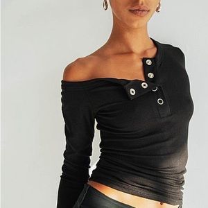 Line by K Harley Henley Top in Black Size XS